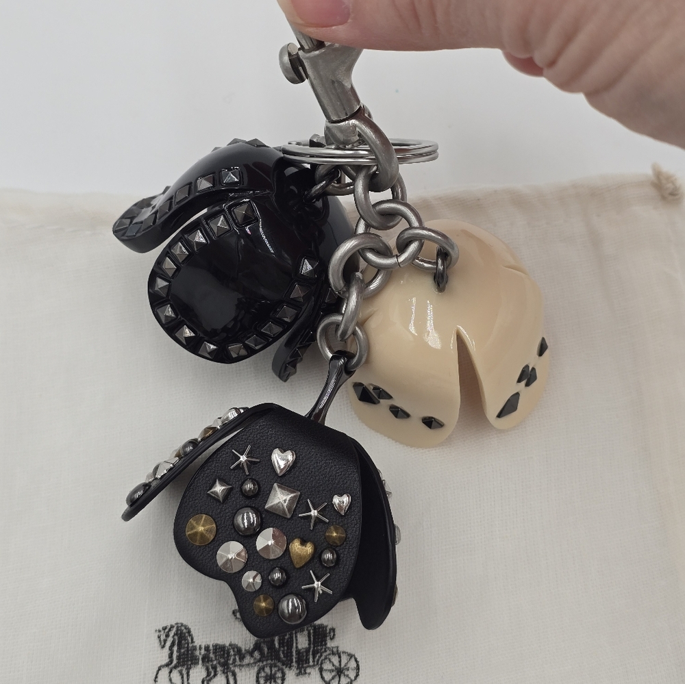 Coach Tea Rose Studded Bag Charm/  KeyRing, B & W, EUC - Picture 7 of 11